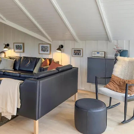 Дом отдыха 3 Bedroom Gorgeous In