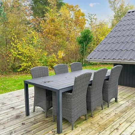 3 Bedroom Gorgeous In * Knebel