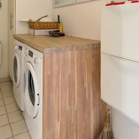 Дом отдыха 3 Bedroom Gorgeous In